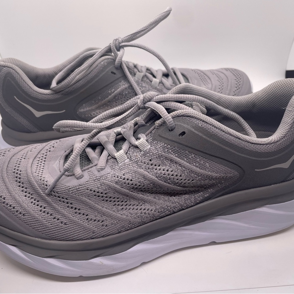 Hoka One One Akasa Frost Grey/Silver Sconce Mesh size 10D